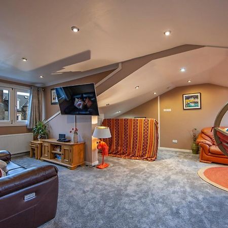 Premium 2Nd Floor 2 Bed Apt Sleeps 4 Adults In Oban Town Buitenkant foto