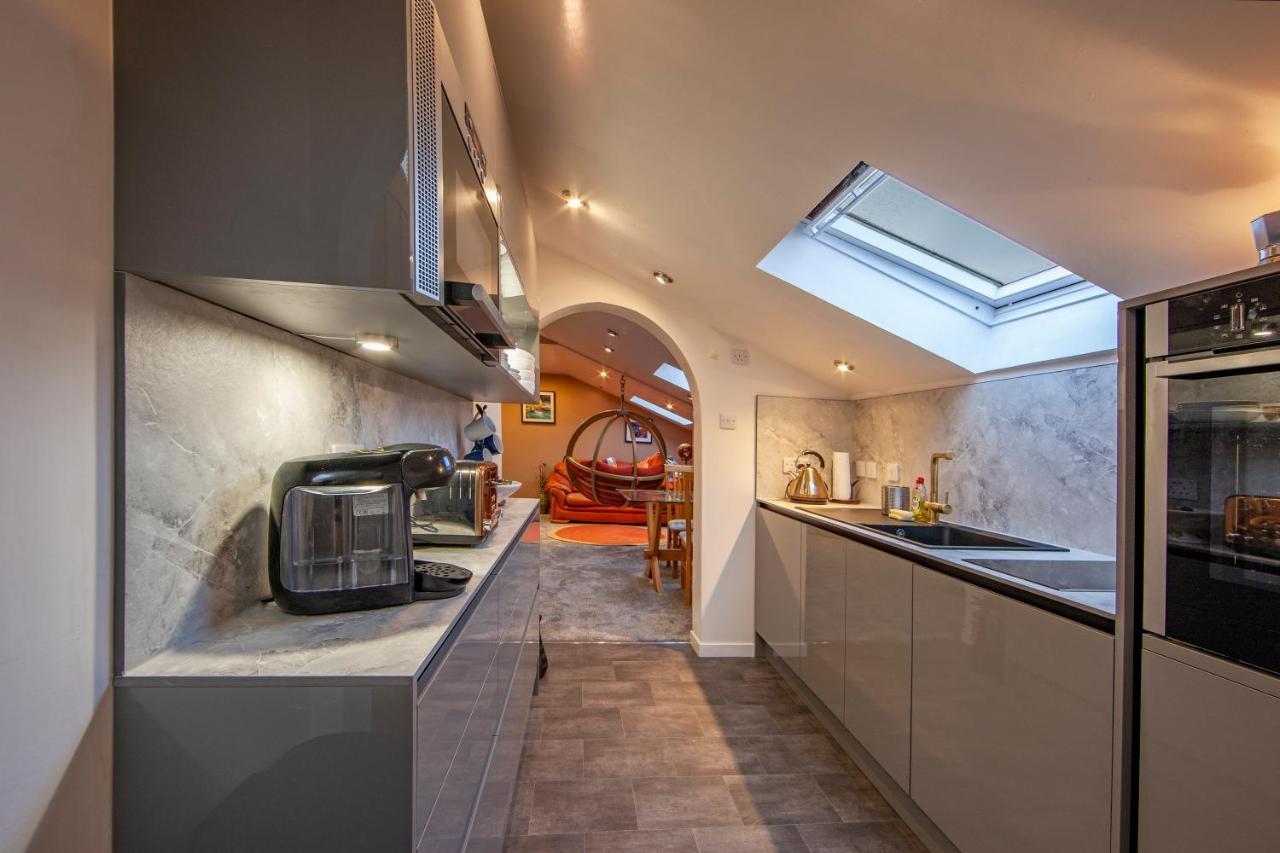 Premium 2Nd Floor 2 Bed Apt Sleeps 4 Adults In Oban Town Buitenkant foto