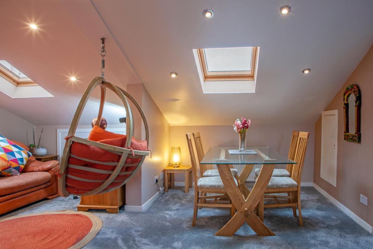 Premium 2Nd Floor 2 Bed Apt Sleeps 4 Adults In Oban Town Buitenkant foto