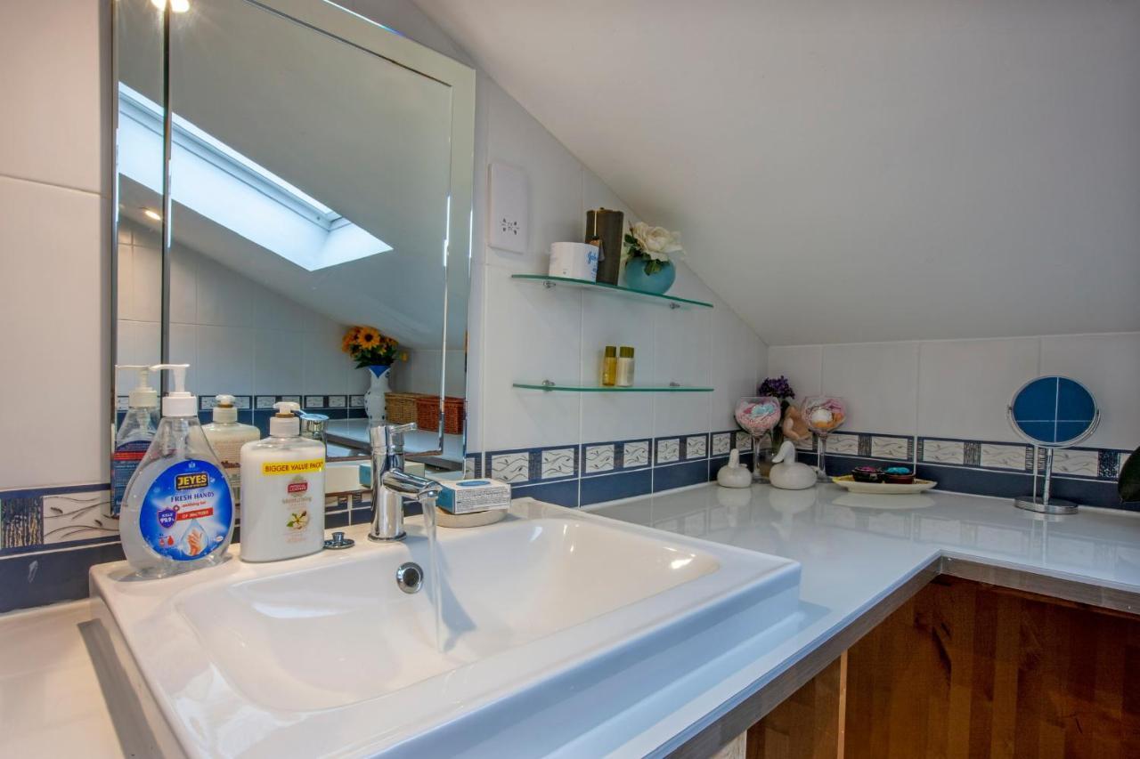 Premium 2Nd Floor 2 Bed Apt Sleeps 4 Adults In Oban Town Buitenkant foto