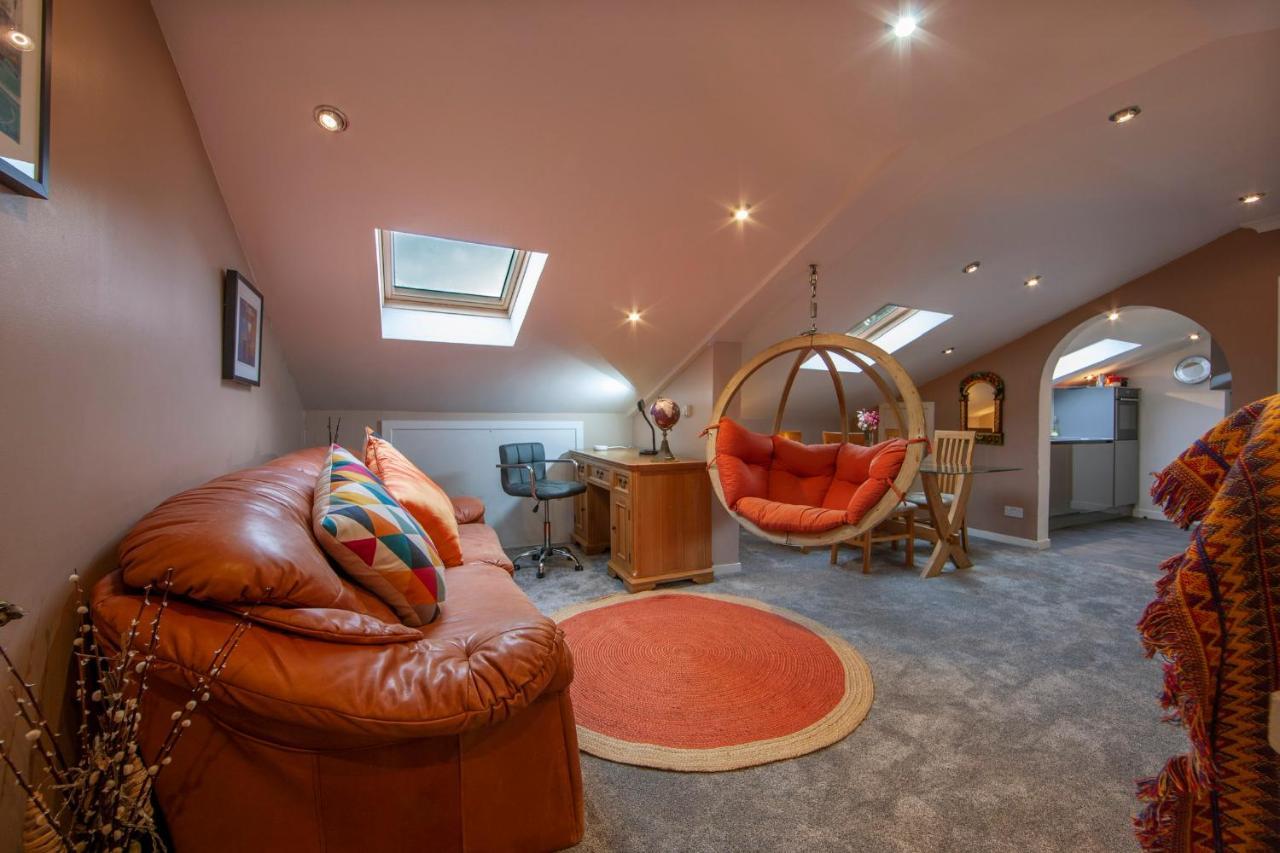 Premium 2Nd Floor 2 Bed Apt Sleeps 4 Adults In Oban Town Buitenkant foto
